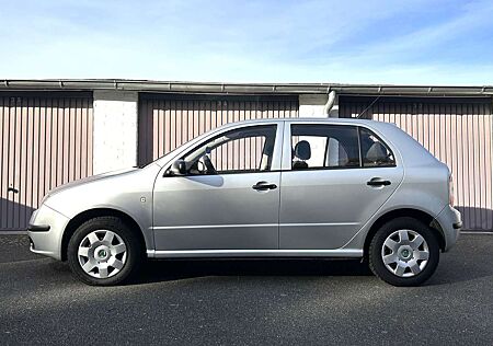 Skoda Fabia 1.2 HTP Sedan Comfort