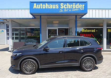VW Tiguan Volkswagen 2.0 TDI 110 kW Life / Neues Modell