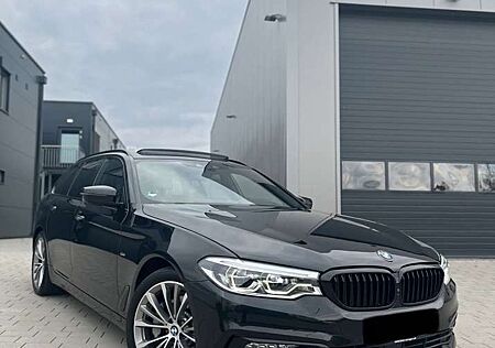 BMW 530 d xDrive Sport, Pano, Head Up, 360*, Adaptiv