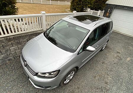 VW Touran Volkswagen 2.0 TDI DPF DSG Comfortline
