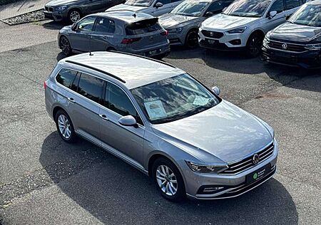 VW Passat Variant Volkswagen Business 2.0 TDI DSG Matrix Navi AHK