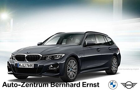 BMW 320 e Touring M Sport Live Cockpit Professional