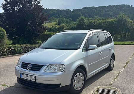 VW Touran Volkswagen 2.0 TDI DSG Trendline