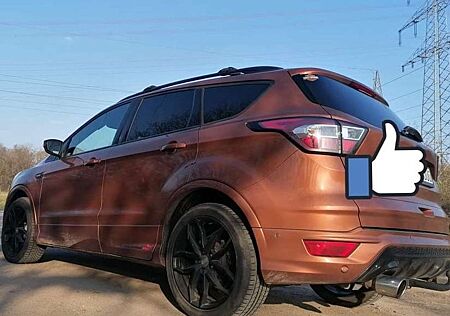 Ford Kuga 1.5 EcoBoost 2x4 ST-Line