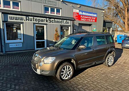 Skoda Yeti 4x4 AUTOMATIK°AHK°SITZH°TEMPOM°PDC°SCHECKH!