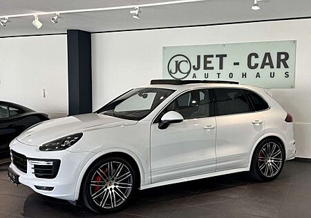 Porsche Cayenne GTS *Luft-18. W.-Pano-Chrono-Bose-21"