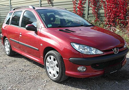 Peugeot 206 SW Tüv Au 10/2027 KLima weing gelaufen