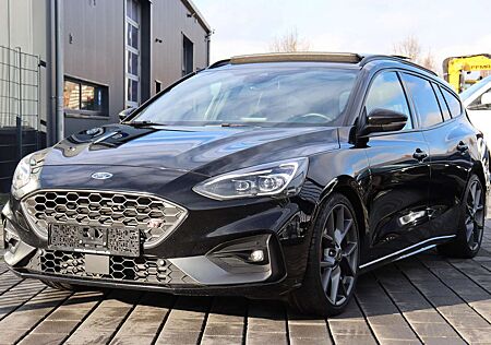 Ford Focus ST Turnier 2.3 EcoBoost 19Zoll*Kamera*WR*Panorama