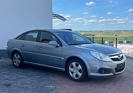 Opel Vectra C Lim. Edition Plus*AHK*TEILLEDER*TEMPOM*