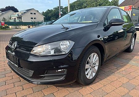 VW Golf Volkswagen 1.6 TDI Comfortline BlueMotion +NAV +PDC