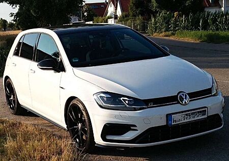 VW Golf Volkswagen R 4Motion 2,0 TSI DSG R