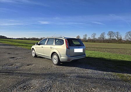 Ford Focus Turnier 1.6 16V Titanium