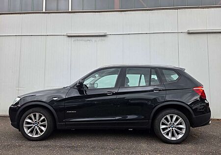BMW X3 xDrive 30 d Pano/Leder/AHK/Xenon