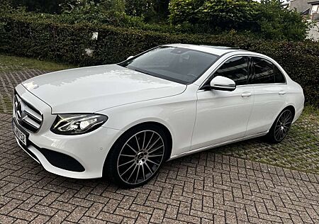 Mercedes-Benz E 200 d TWA, LED, RFK, 20 Zoll Felgen, AHK Avantga