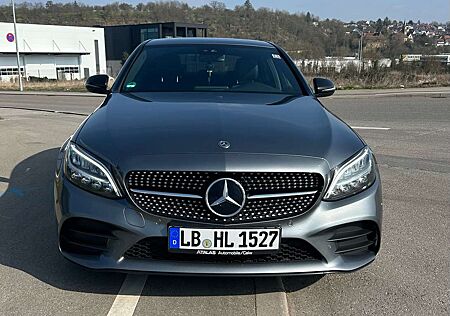 Mercedes-Benz C 200 9G-TRONIC AMG Line