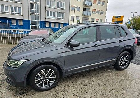 VW Tiguan Volkswagen Life 2,0 TDI AUTOMATIK*LED