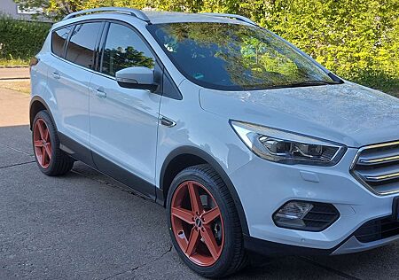 Ford Kuga 2.0 EcoBoost 4x4 Aut. Titanium