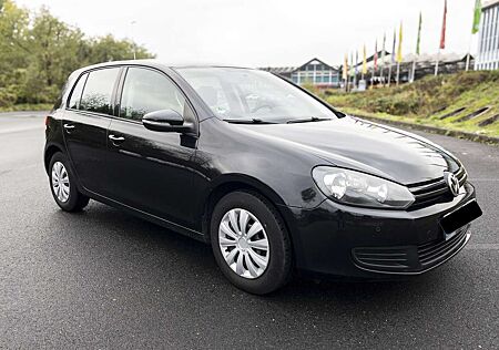 VW Golf Volkswagen 2.0 TDI DPF Trendline