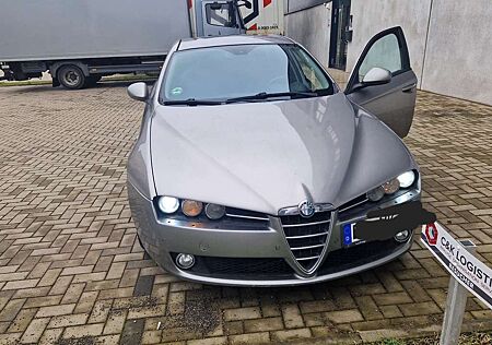 Alfa Romeo 159 Sportwagon 2.4 JTDM 20V DPF Automatik Progression