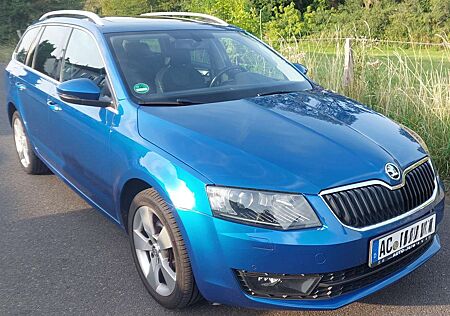 Skoda Octavia DSGStyle+AHK/Teilleder/SeitAirbaghinten/Navi/Sound