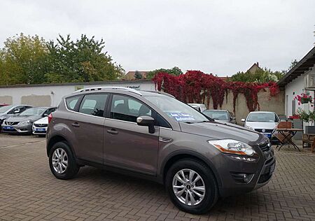 Ford Kuga 2,0 TDCi Titanium, EU5, Autom, SHZ, WRäder