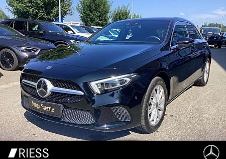 Mercedes-Benz A 250 e Progressive+AHK+Multib.+FahrassP+Kamera