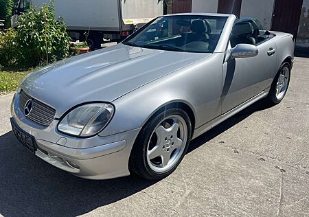 Mercedes-Benz SLK 320 V6