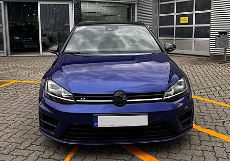VW Golf Volkswagen R 4Motion BlueMotion Technology DSG