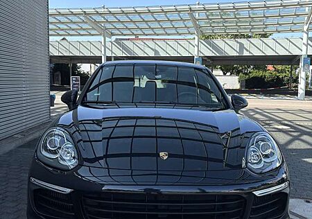 Porsche Cayenne Diesel Tiptronic S
