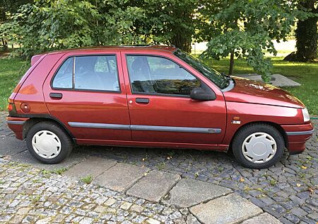 Renault Clio 1.4RT