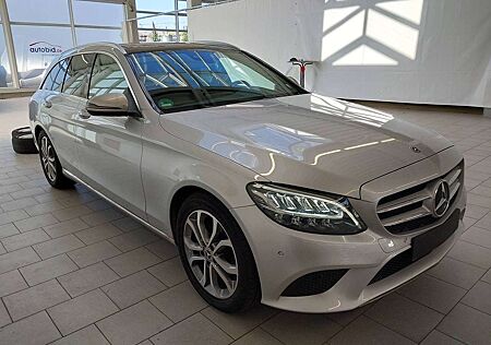Mercedes-Benz C 180 T-Modell Navi/Spurpaket/Kamera/Smartphone