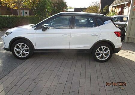 Seat Arona 1.0TSI FR DSG LED NAVI SHZ, Klimaaut 1 J. Garantie