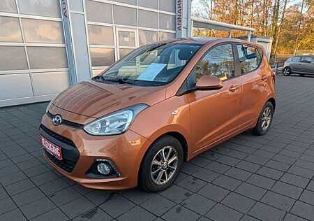 Hyundai i10 FIFA World Cup Edition**1.HAND+BLUETOOTH**