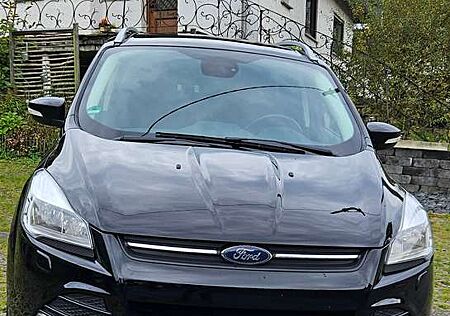 Ford Kuga 1.5 EcoBoost 2x4 SYNC