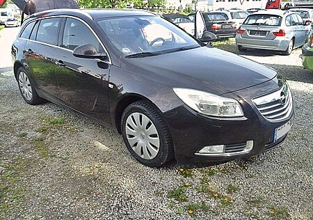 Opel Insignia Active/met+Klima+Sitzheiz.+Isofix/ZR neu//m.TÜV