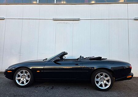 Jaguar XK8 Cabriolet ATM 96.000 KM/Verdeck NEU