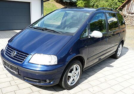VW Sharan Volkswagen Trendline 1.9 TDI [7 SITZE/AHK]