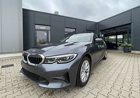 BMW 318 d Touring Advantage Steptronic