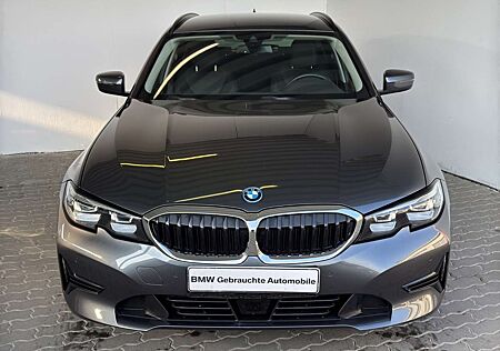 BMW 330 e xDrive Tour. Advantage LiveCock.ACC.AHK.PDC