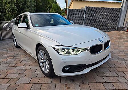 BMW 320 d NavPR A.LED HUD Pano H/K ACC AHK Kam 360