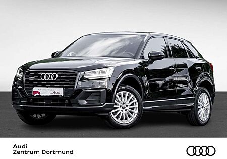 Audi Q2 35 quattro BLACKPAK STANDHZ EKLAPPE LM17 NAVI+