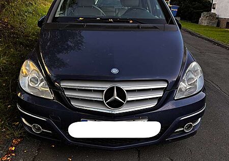 Mercedes-Benz B 180 BlueEFFICIENCY
