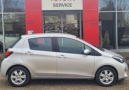 Toyota Yaris 1.5 Hybrid Comfort SHZ Navi Klima Winterreifen