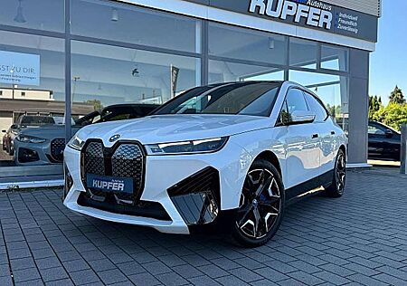 BMW iX xDrive50 Sportpak.AHK°LASER°PANO°22-Sitzbelü