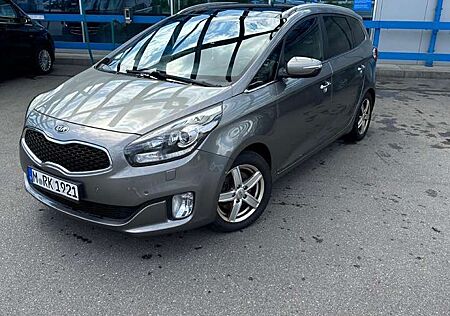 Kia Carens 1.7 CRDi Edition 7