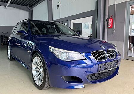 BMW M5 Touring 1.Hand+Dt.Fahrzeug+-Scheckheft