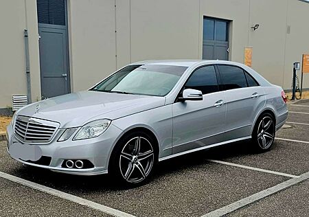 Mercedes-Benz E 300 CDI 7G-TRONIC Elegance