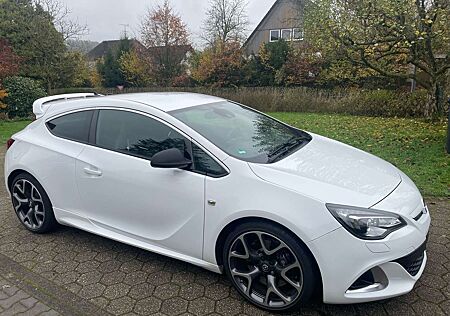 Opel Astra GTC