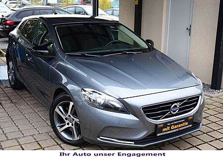 Volvo V40 D3 You!*Navi~SHZ~High P Sound~DSTC~Cam