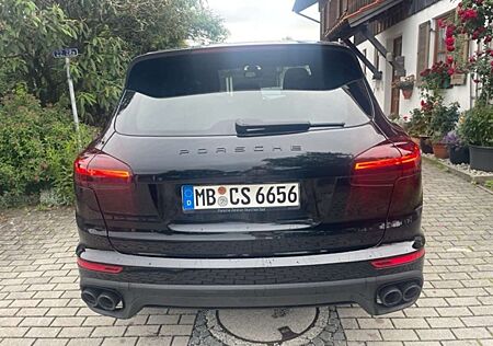 Porsche Cayenne Diesel Platinum Edition